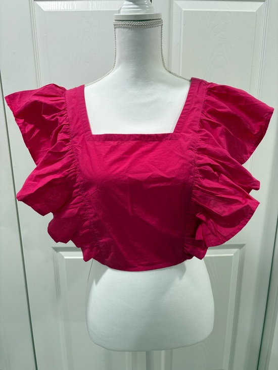 HT 360 collective Tops - Ruffled Square Neck Crop Top in Fuchsia